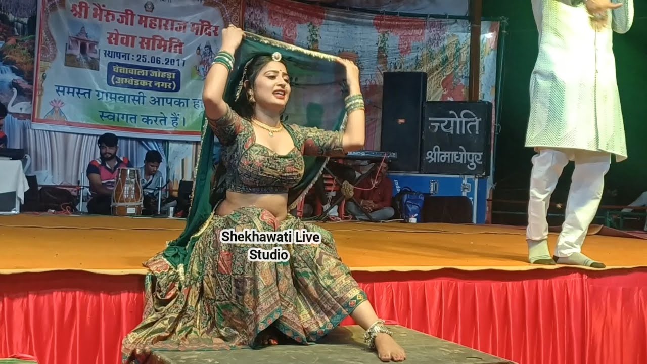 आशा मीणा का लिलण म्हारो तेजल सिंगारो सोंग पर वायरल डांस // Aasha Meena Ka Latest Viral Dance 2025