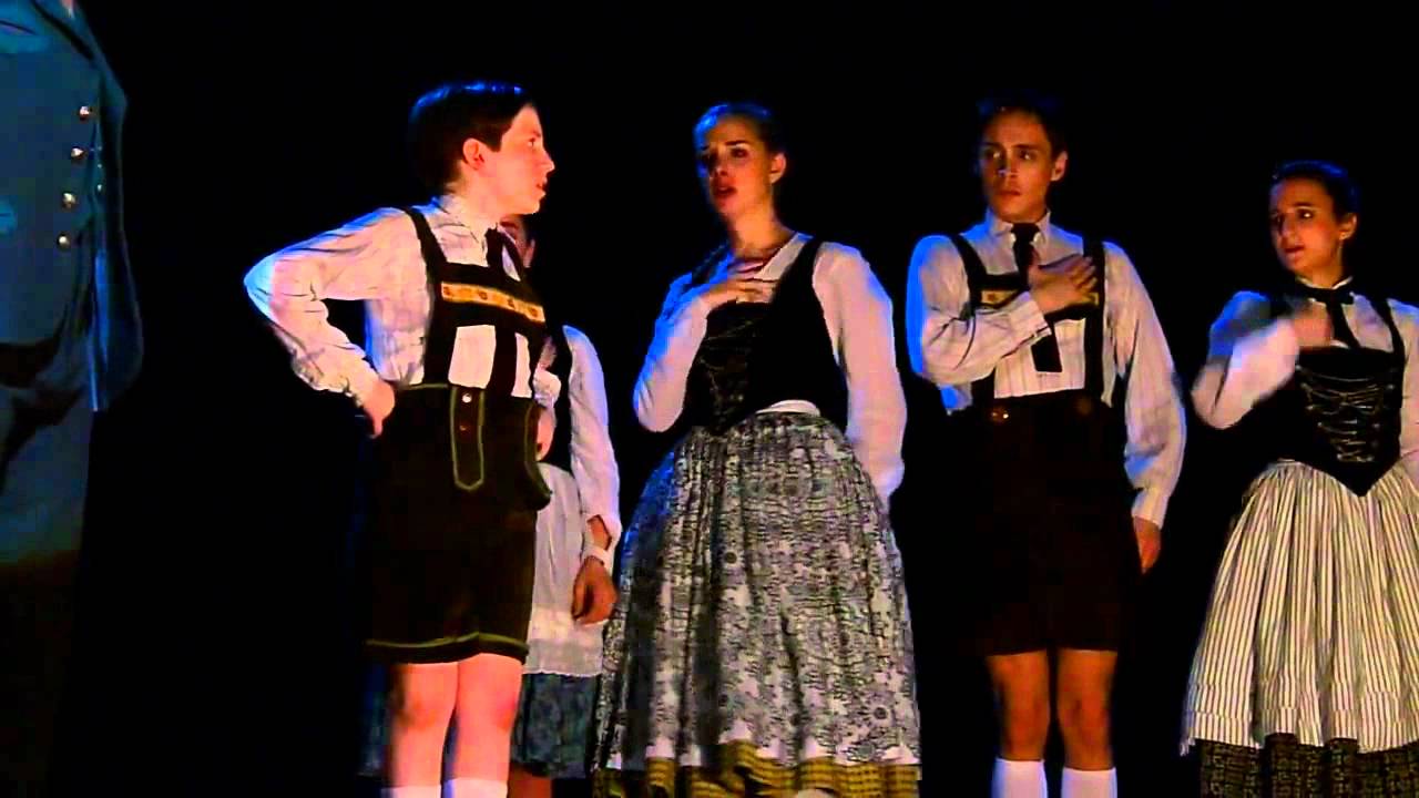 Buenas Noches (Festival - 2° acto) - La Novicia Rebelde 2011