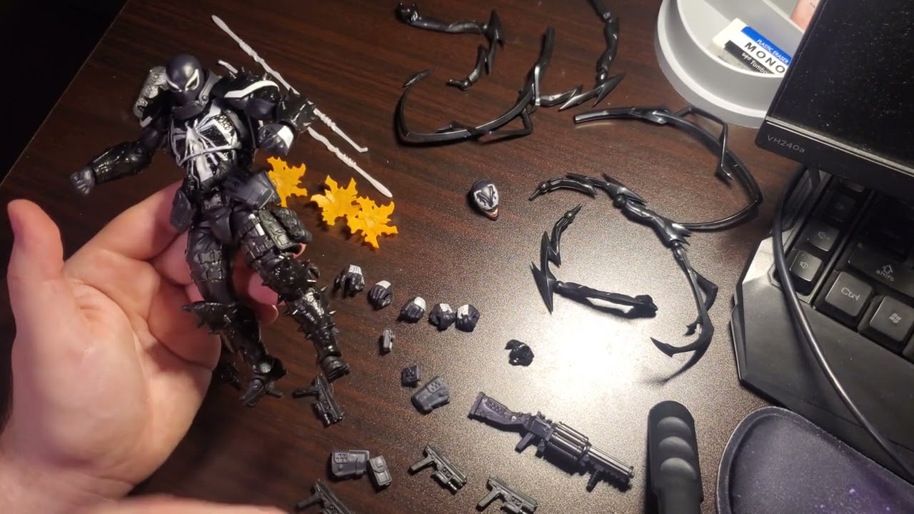 KO/Bootleg Amazing Yamaguchi Agent Venom Action Figure Overview