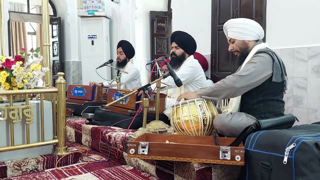 Kartarpur Karta wase Bhai Mandeep singh Hazuri raagi with Ustad Anikbar singh