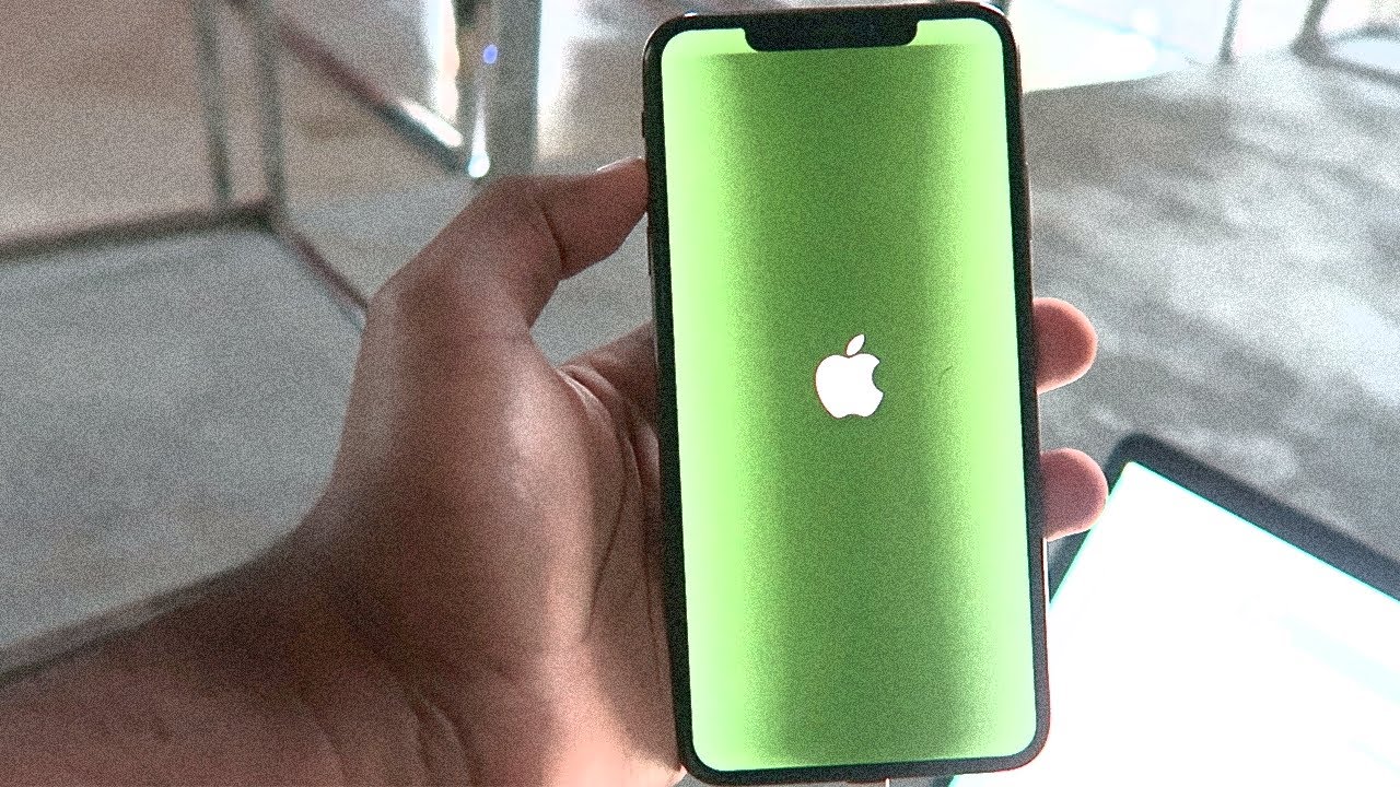 UM MEMBRO DA 20 ESTRAGOU O MEU IPHONE XS NO NATAL EM ANGOLA|Graciano Leirivan