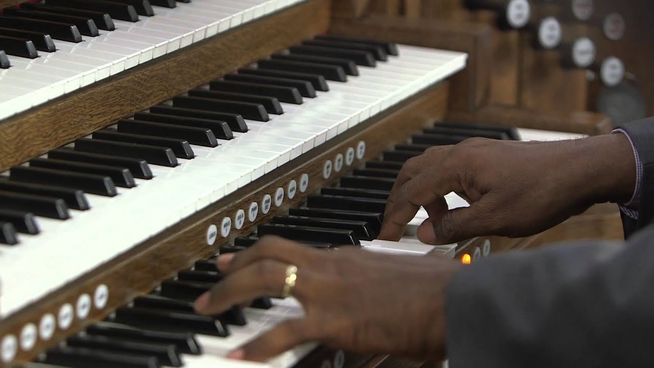 Monarke organ for the Accra Ridge Church, Ghana.
