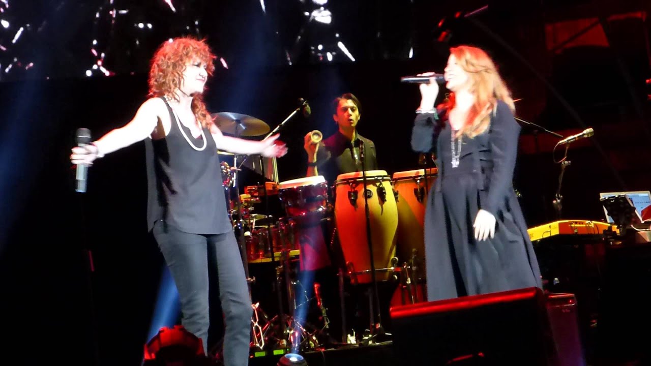 Fiorella Mannoia & Noemi - L'amore si odia Live @ Arena di Verona