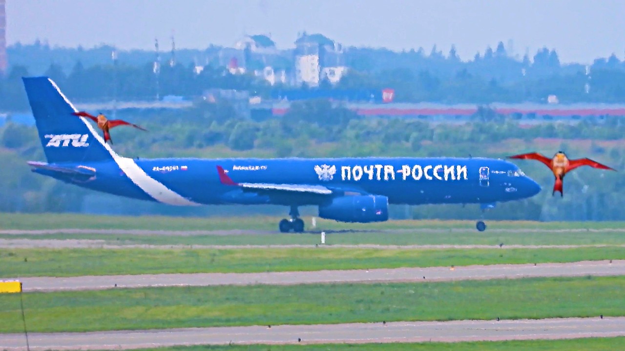 Ту-204 взлетает за 25 секунд, а посадка мягче перышка