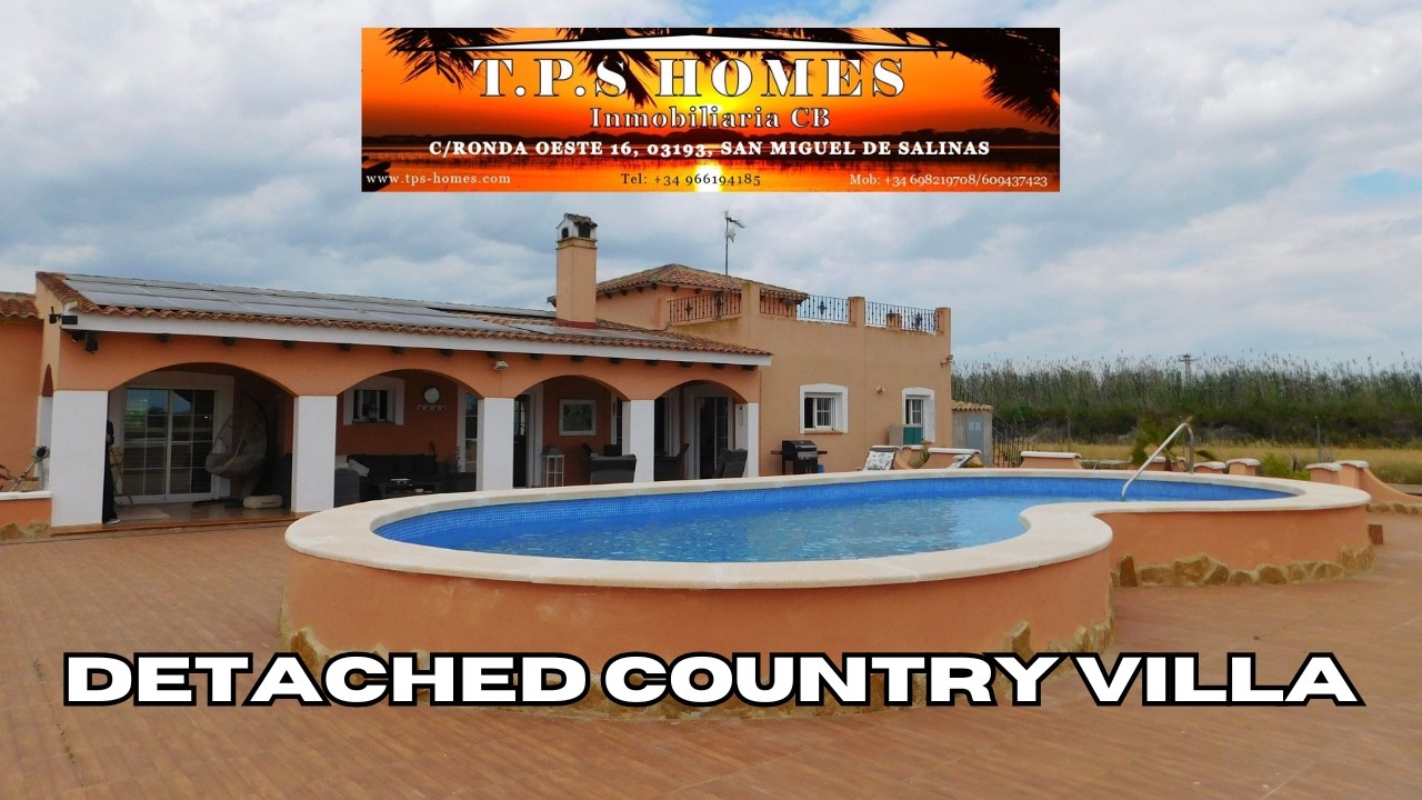 DETCACHED COUNTRY VILLA DOLORES