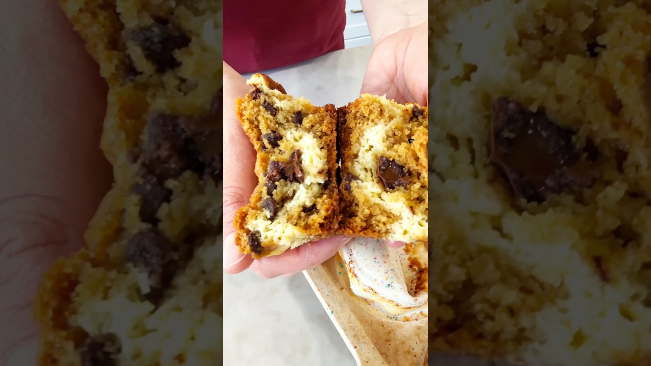 💭Chocolate Chip Cheesecake Cups😍 these are dreamy and easy to make! #dumpcake #cheesecake #dessert