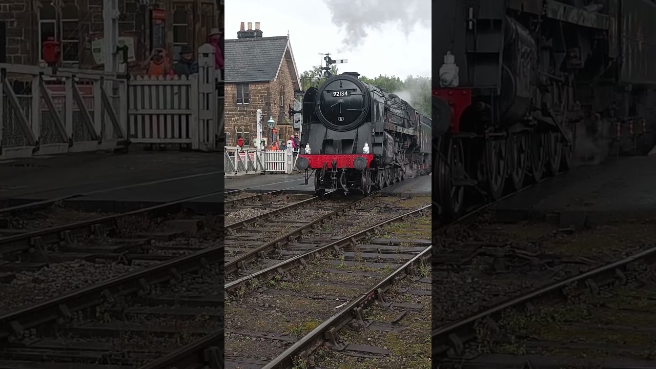 NYMR - BR Standard 9F No.92134 leaving Grosmont Station