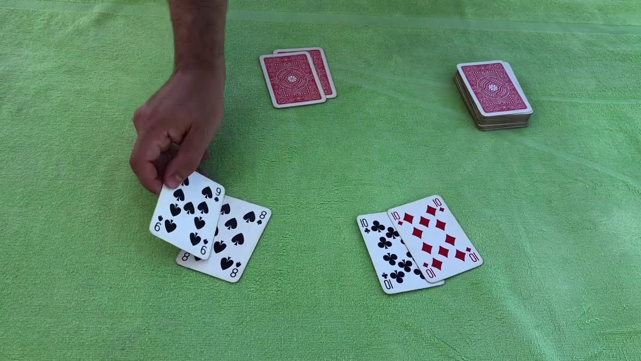 Poker Texas Hold&rsquo;em - Scala colore vs scala reale e set di 10 &hearts;️&spades;️&clubs;️&diams;️ Royal Flush vs Straight Flush