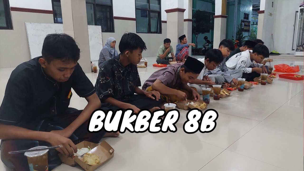 BUKA BERSAMA KELAS 8B SMPN 1 KARANGREJO 1447 H