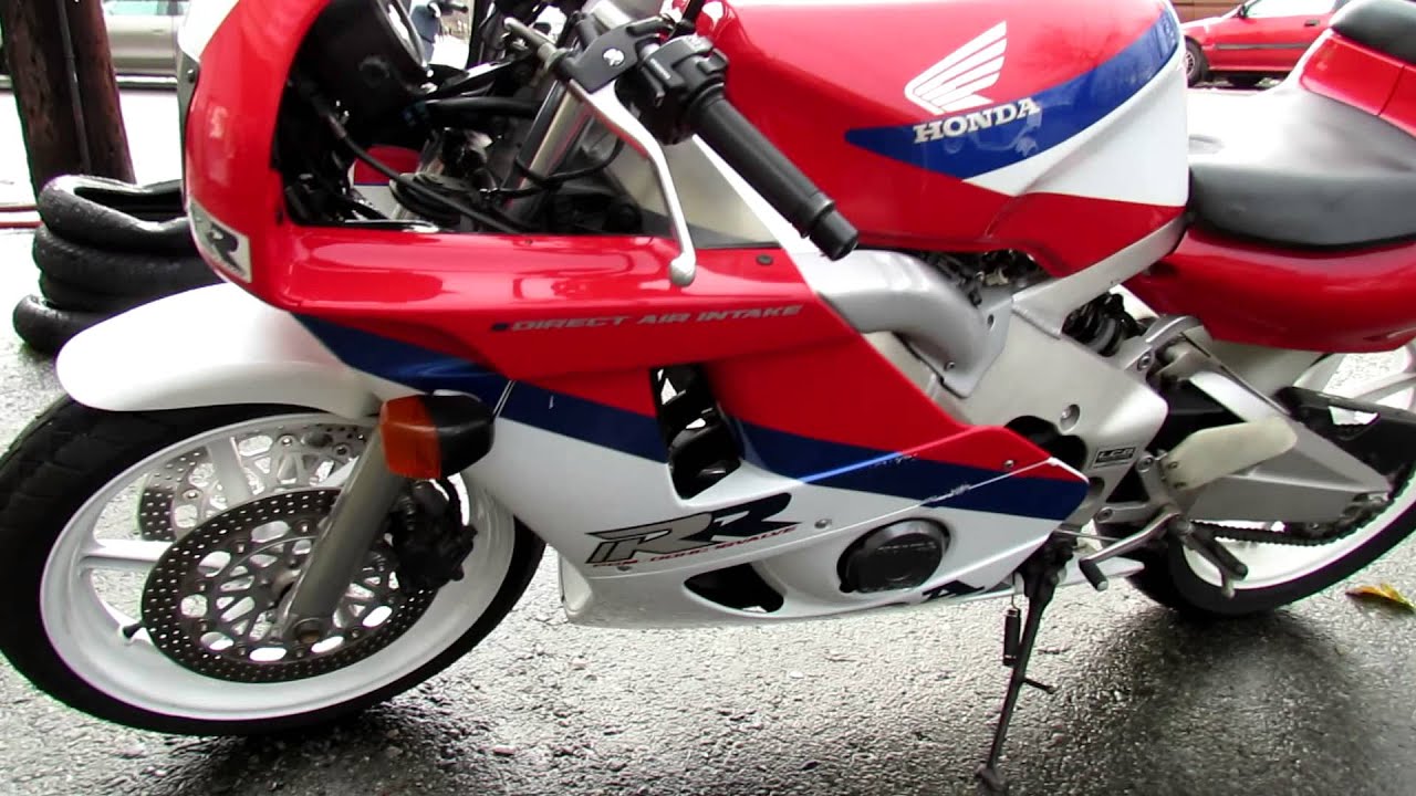 HONDA CBR400RR 1990