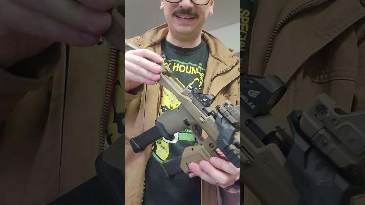 20/20N Recover Tactical brace inside my PSA Dagger Compact. Demonstration of how easy it is .