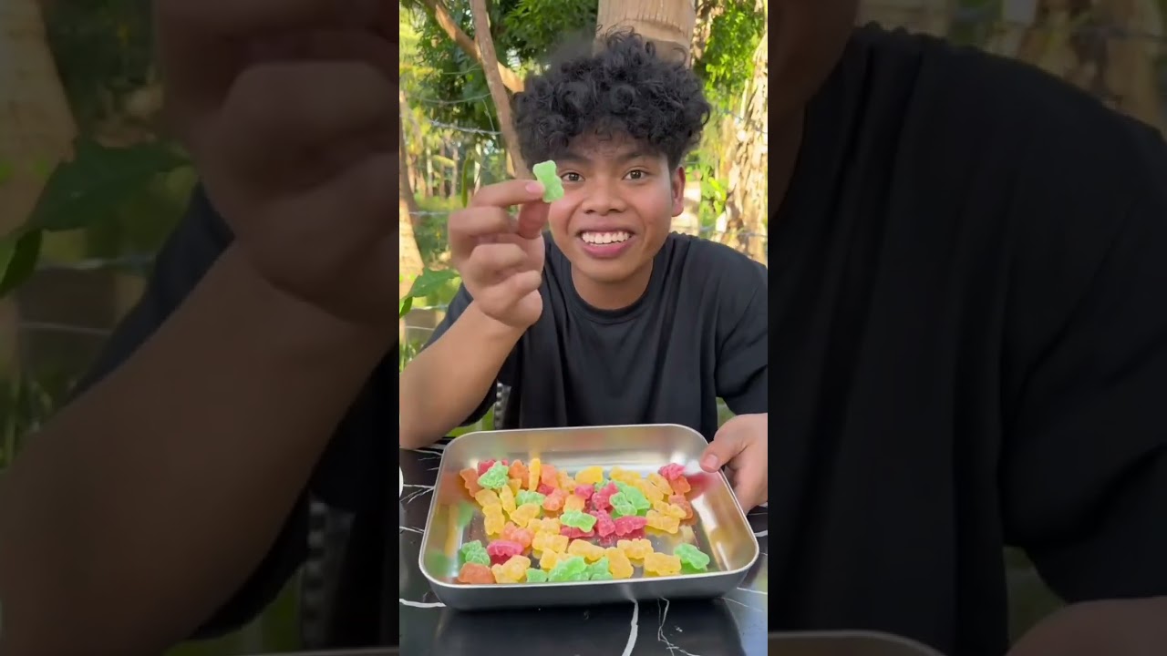 Ginawa ko yung frozen Gummy bear!? (Parang naging chicharon!!?)