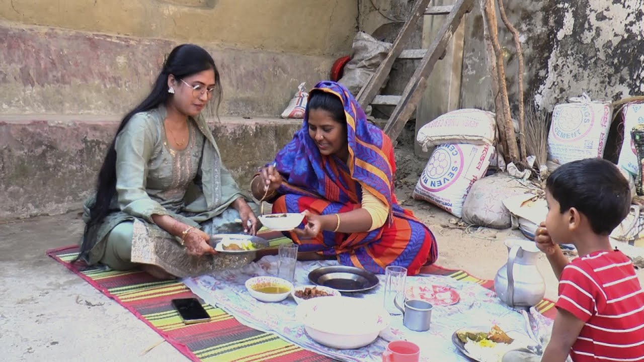 আপনারা দেখছেন রান্না বিষয়ক অনুষ্ঠান - বাঙালির রান্না