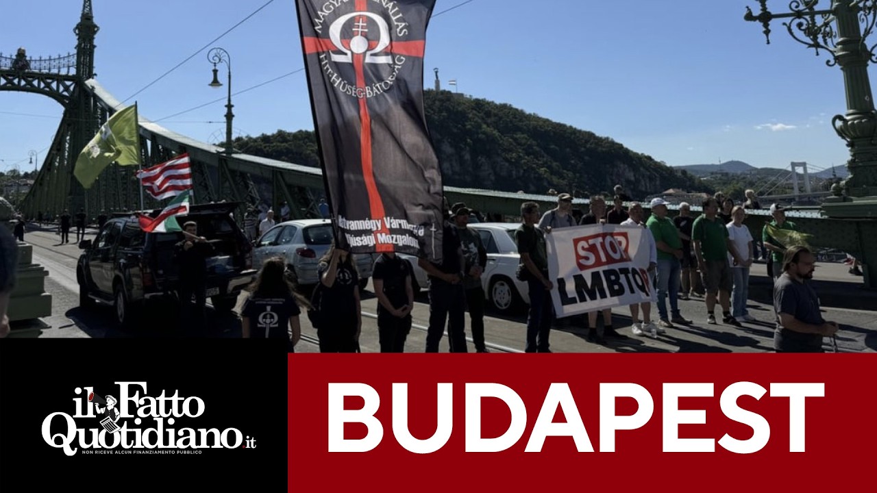 L'estrema destra ungherese blocca il corteo del Pride di Budapest. Striscione: 