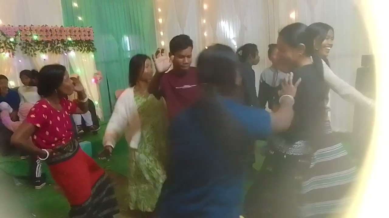 Tini Ani baini busani panda mwsalaimani NY gradi😂😂😂friend song