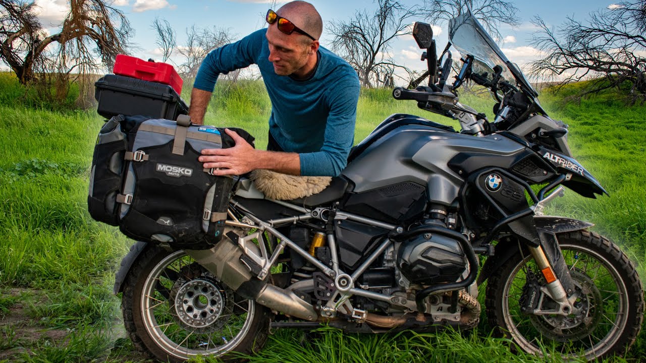 Gear Review: Mosko Moto Backcountry Panniers V 2.0 (Saddlebags)