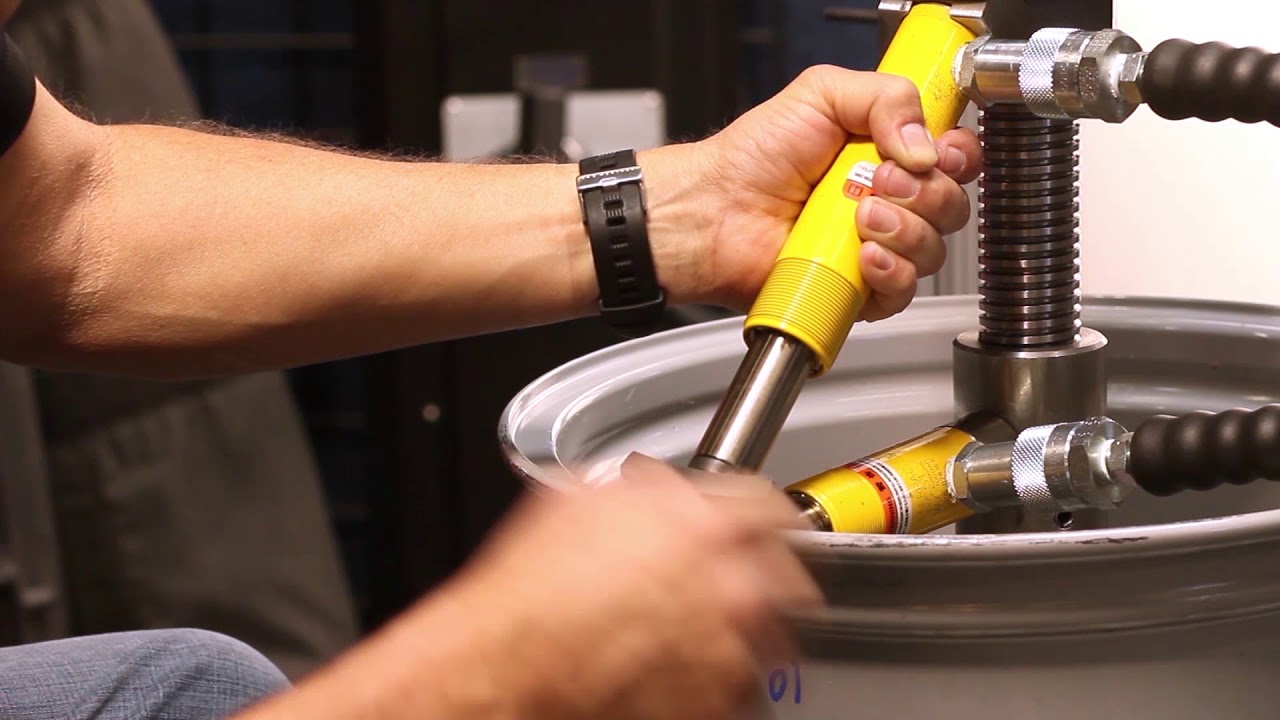 Станок для выравнивания колес Ultra Dent Tools Newarc