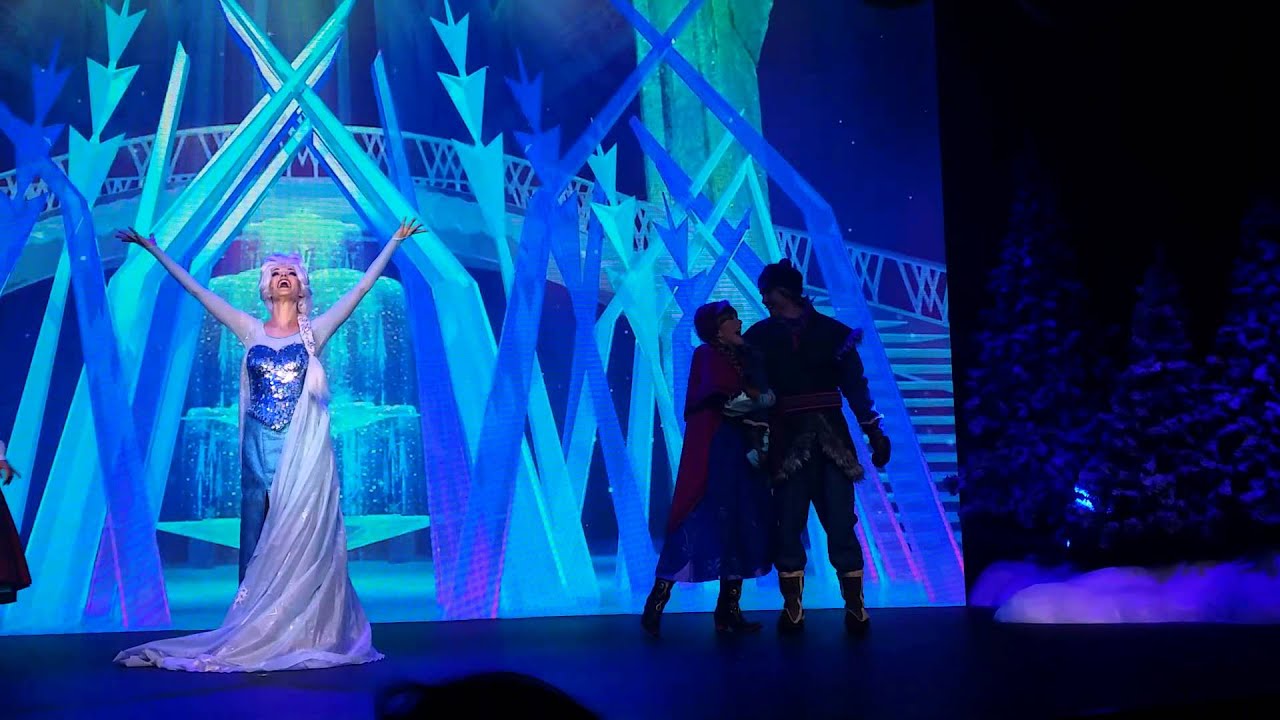 Let it go live - Elsa in HK Disneyland