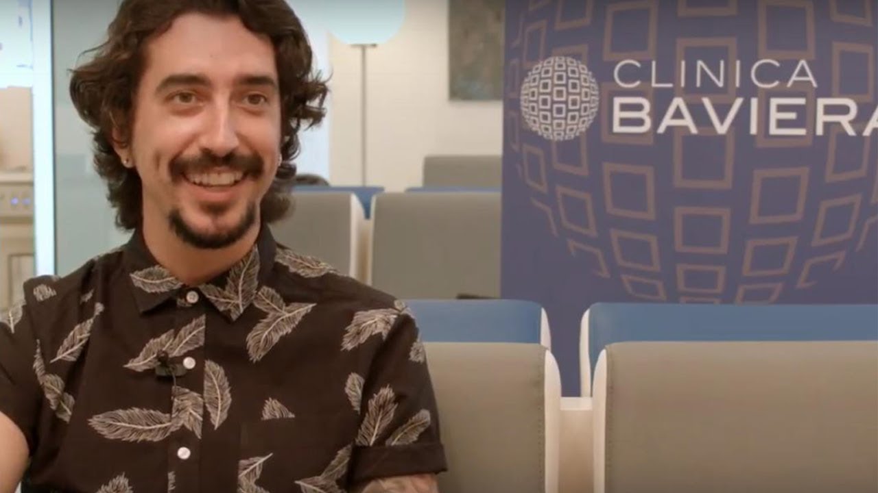 Marron, de El Hormiguero, se despide de sus gafas | Baviera antes Clínica Baviera