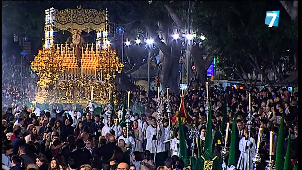Esperanza Coronada Alameda Principal 2015