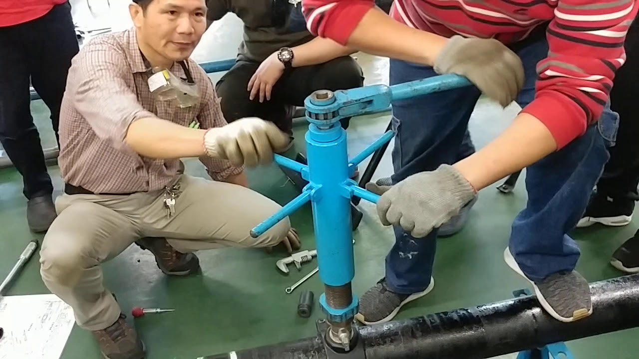 自來水乙級-鑄鐵管開孔作業part2