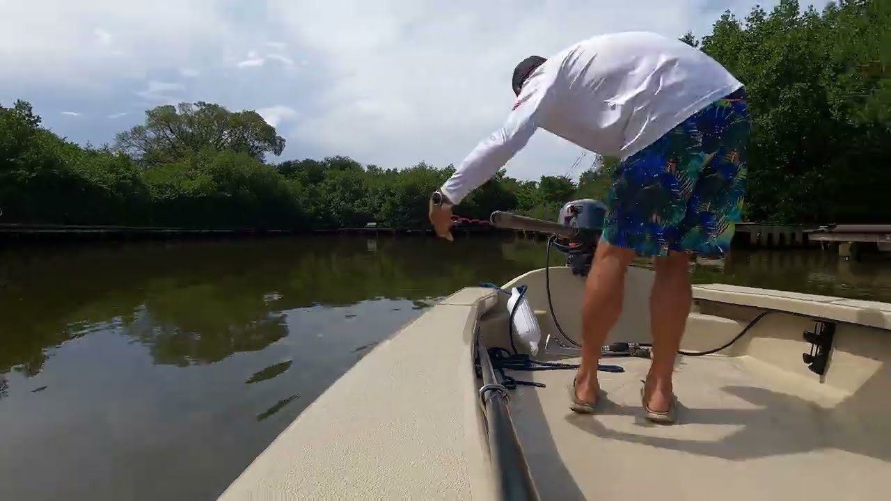 Ankona Native 14 SUV #walkthrough #yamaha F25 #living the #backcountry #skifflife #martincounty