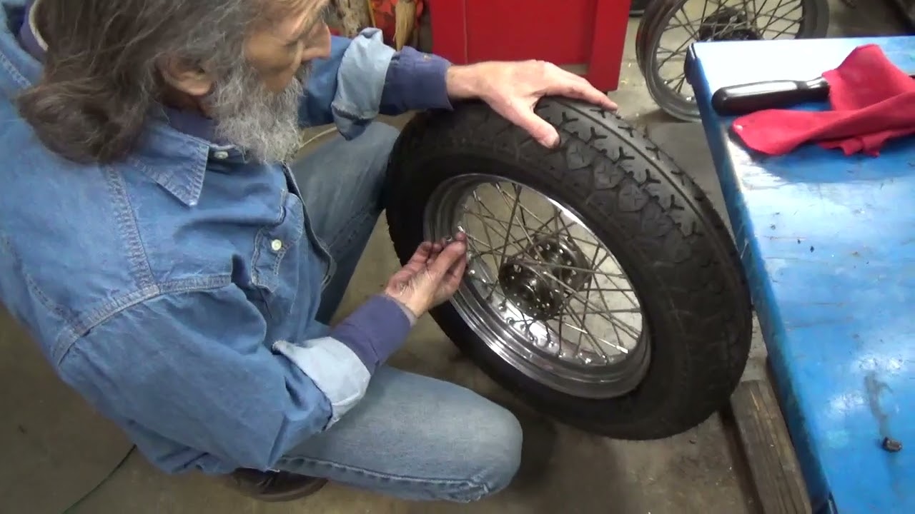 Step19 L C  the Panhead Now gets Her New Tire, Seat & Rear Brake