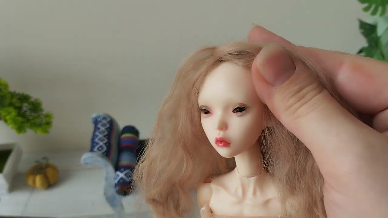 Popovy sisters alpaca wig, blonde BJD doll curl natural fiber hair soft light brown beige 12 cm