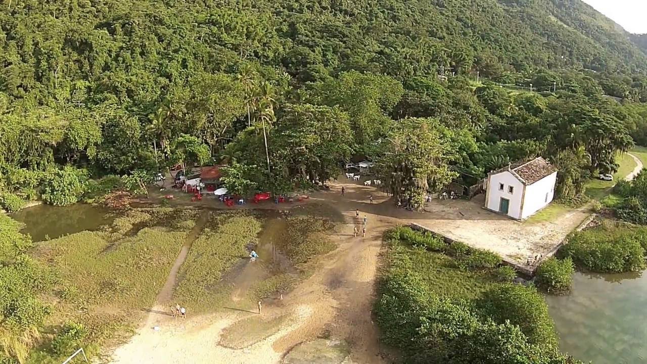 Imagens aéreas de Paraty-Mirim by drone POL