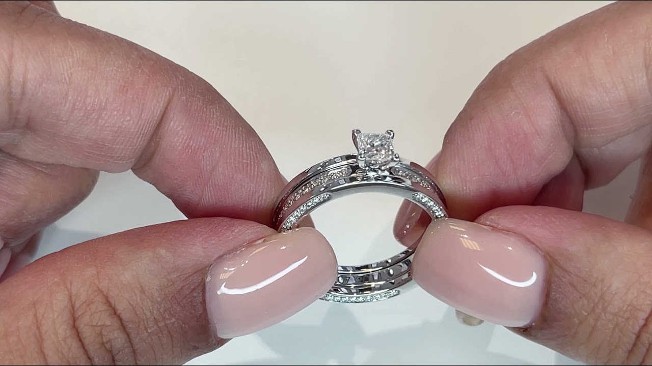 Необычное помолвочное кольцо - трансформер 2 в 1 из белого золота с бриллиантом. Кольцо С СЕКРЕТОМ