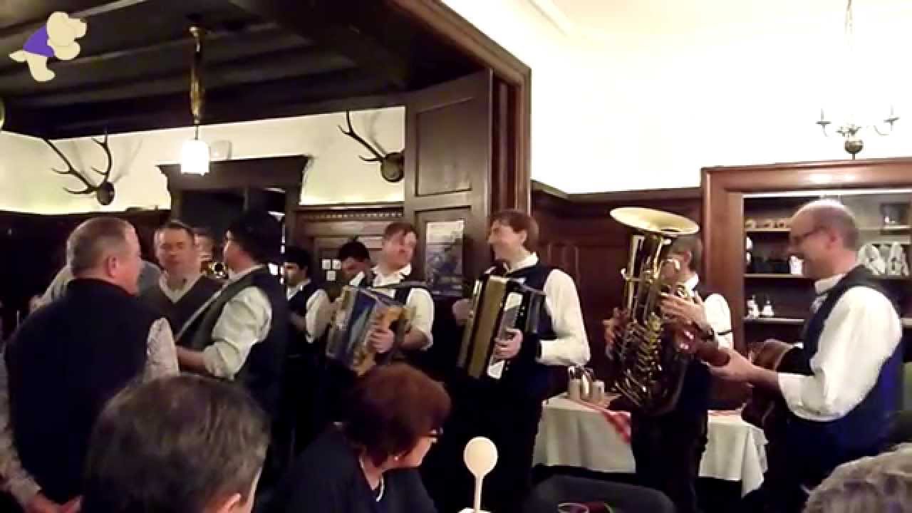 d'Wadlbeißer & Brouwadln - die schöne Oberpfälzerin