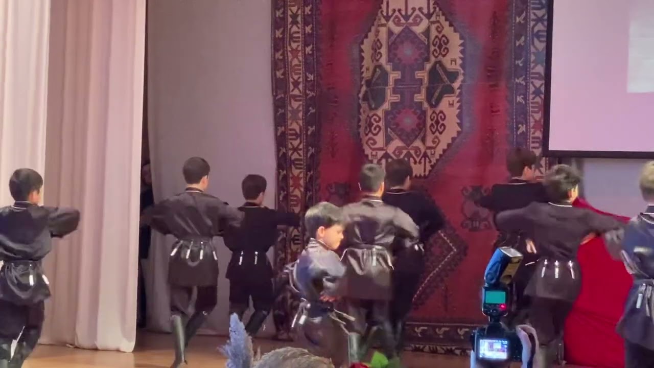 Белла чао (2) «Ритмы Кавказа» г.Кизляр. Худ.рук. Саркисян М.К.