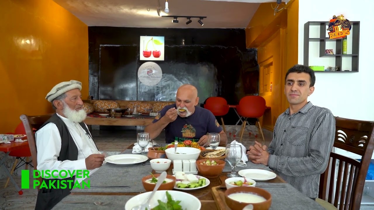 A restaurant in Chitral where Lahori food is also available | Discover Pakistan TV