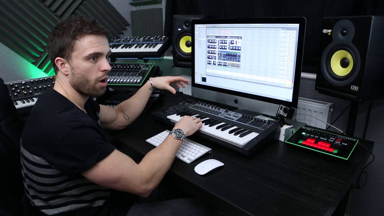IN THE STUDIO w/ DALE HOWARD | Production Process of 