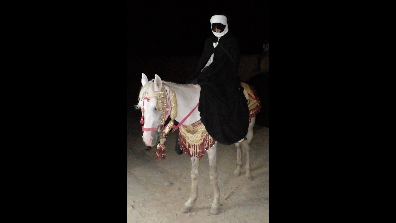 تقاليد اعرس الرشيدية الهدية و نصير العريس الجزء الاول من العرس #زهرة_في_البادية