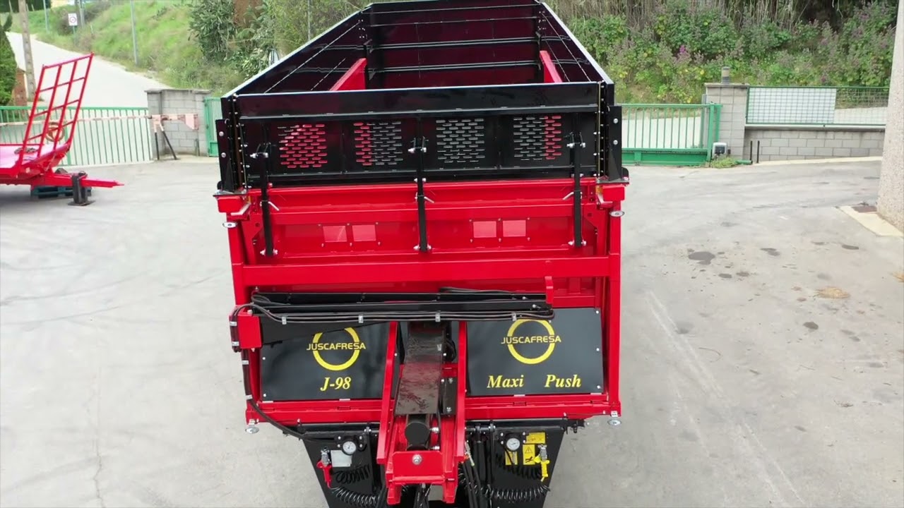 Remolque para transporte de forraje marca JUSCAFRESA Modelo J-98MPUSH