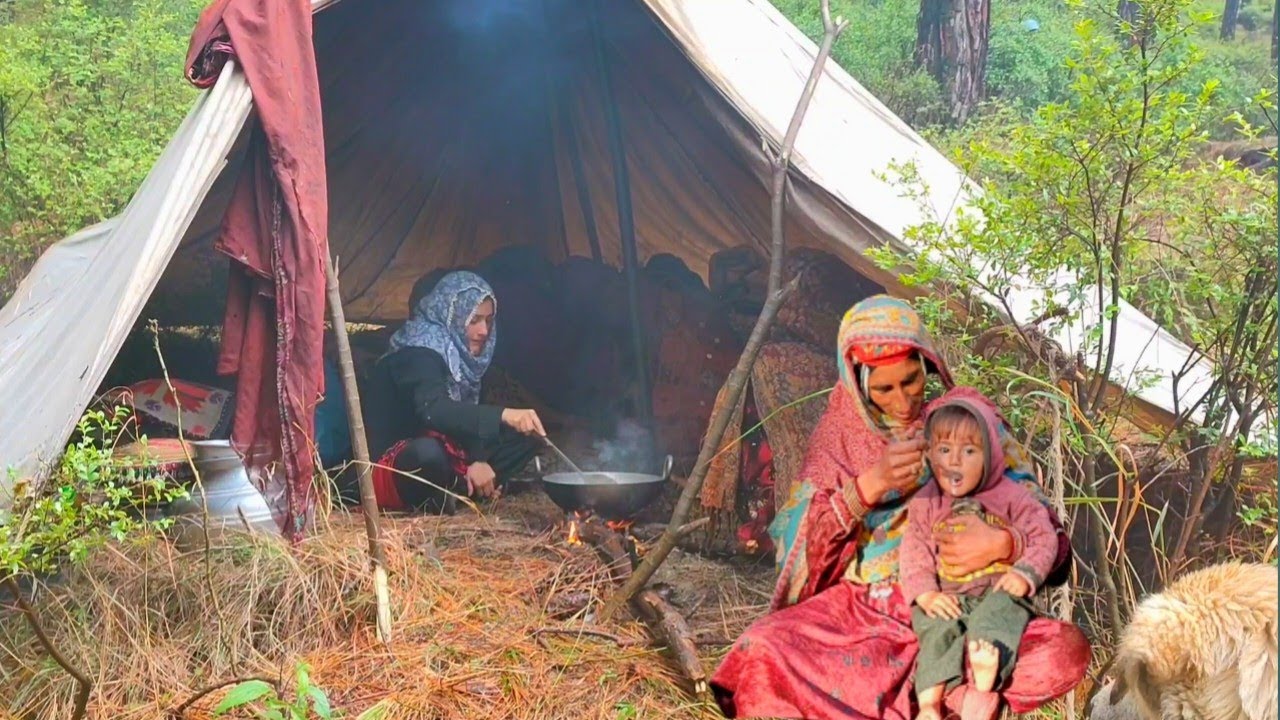 Heavy Winter Rain 🌧️ & Nomadic Women Life in Pakistan | Cooking Famous Winter Sweet Dish
