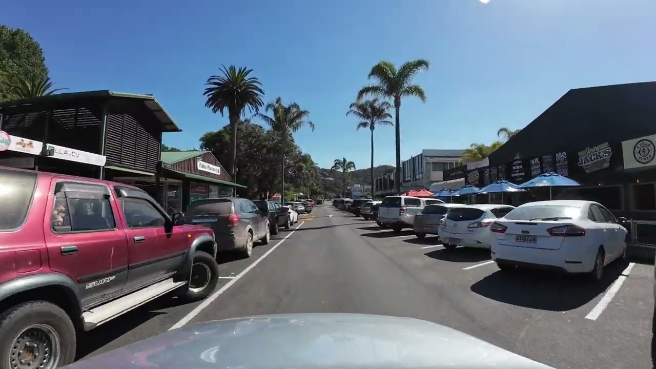 The way to Paihia from Opua ( sunny day) 