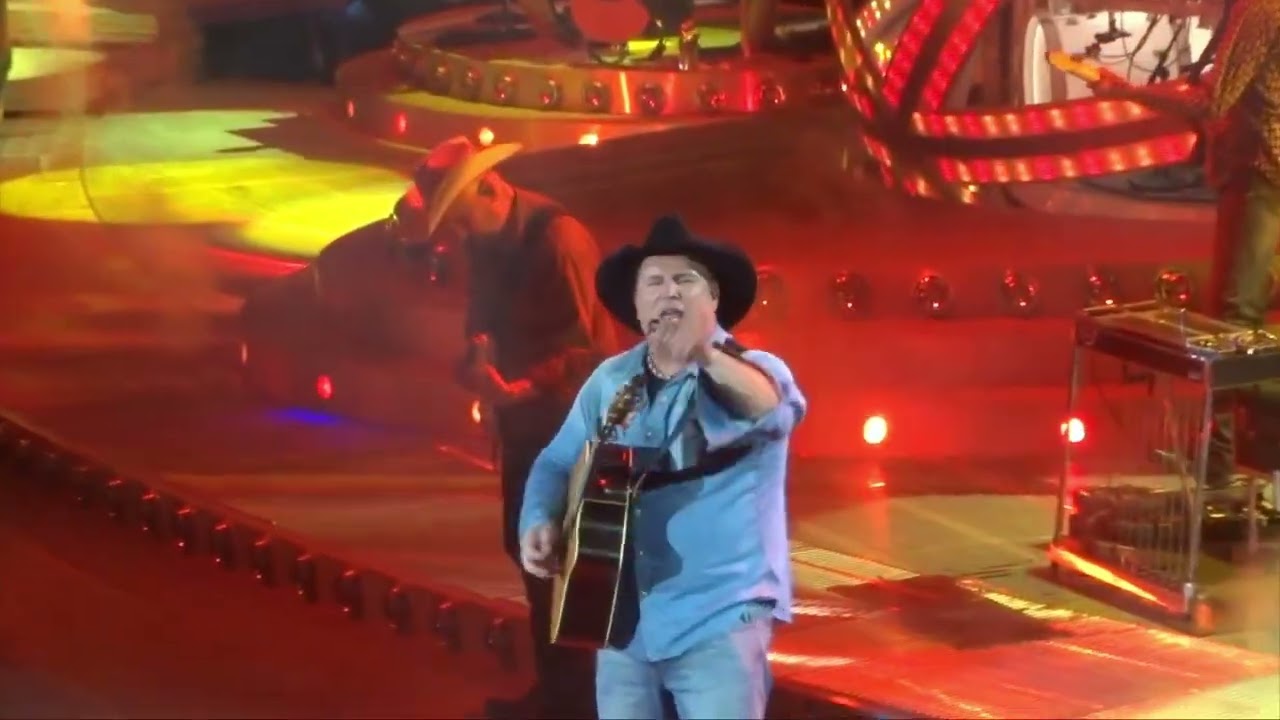 Garth Brooks - 