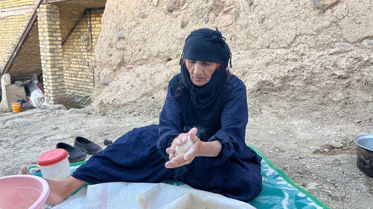 Surviving in the Deadliest mountain village of Iran🏡| A family living the old way in nature🏔️🏔️