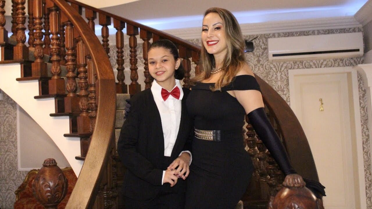 How Can I Go on - Freddie Mercury & Montserrat Caballé (Nina Negreiros feat. Julcy Rodrigues)