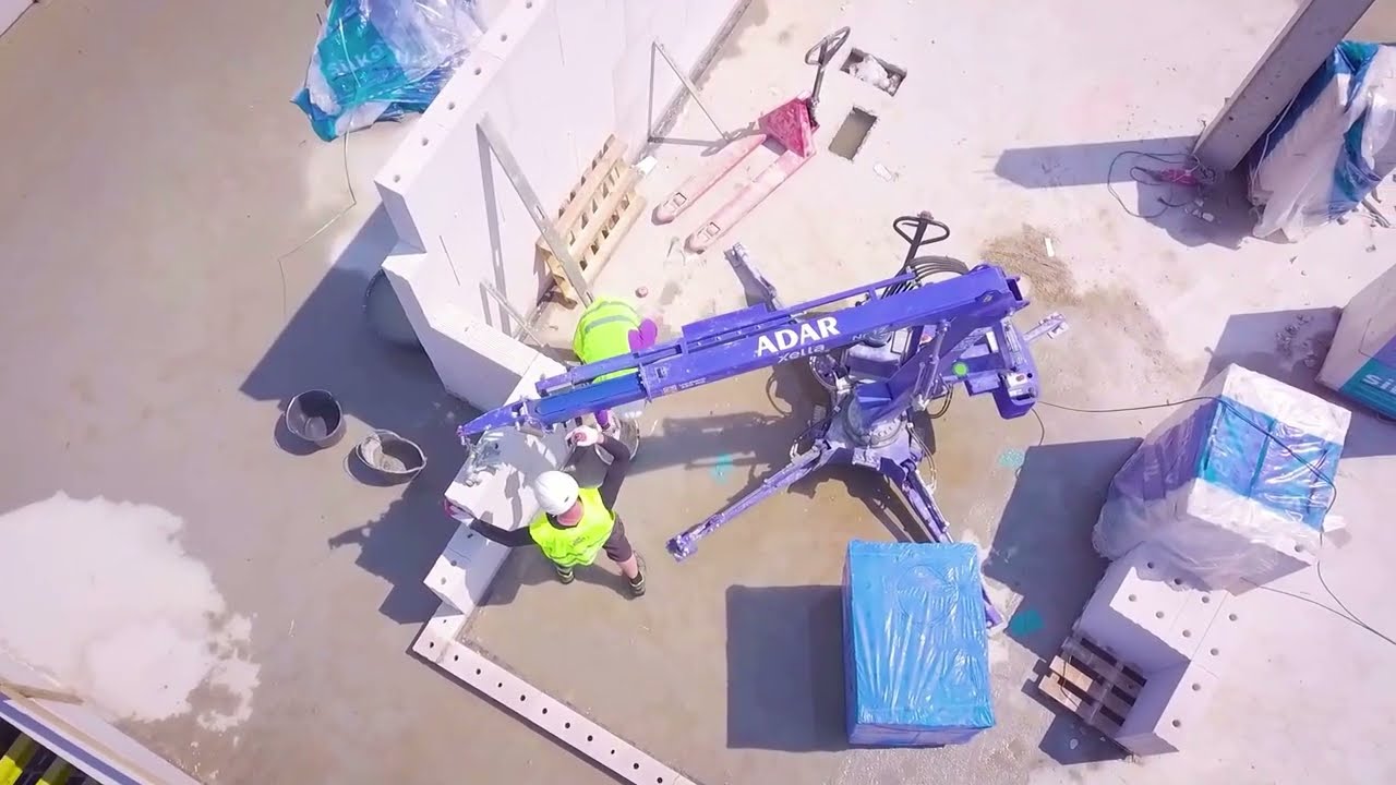 X-REX® – Der kompakte Minikran | Arbeiten unter Decken | Flexibel arbeiten