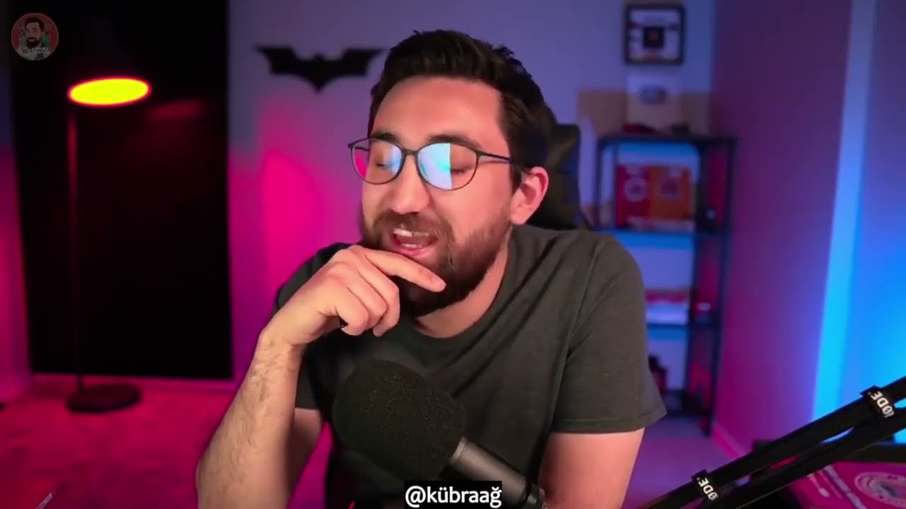psikolojisi bozulan mert hoca, oynat bakalım :D