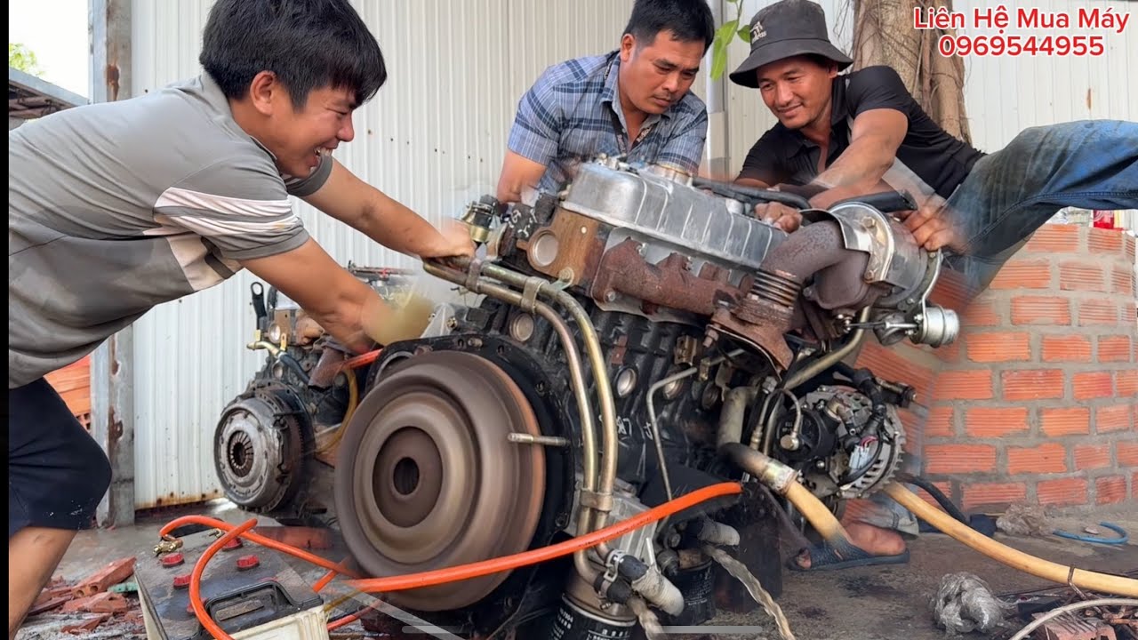 Máy Còn Mới Cở Này Không Hiểu Tại Sao Trung Quốc  Bỏ Không Sài , Bán Cho Việt Nam