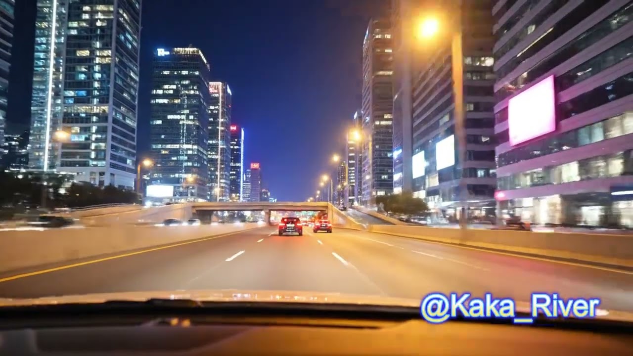 🌙 Late Night Car Playlist – Smooth Music for Empty Roads