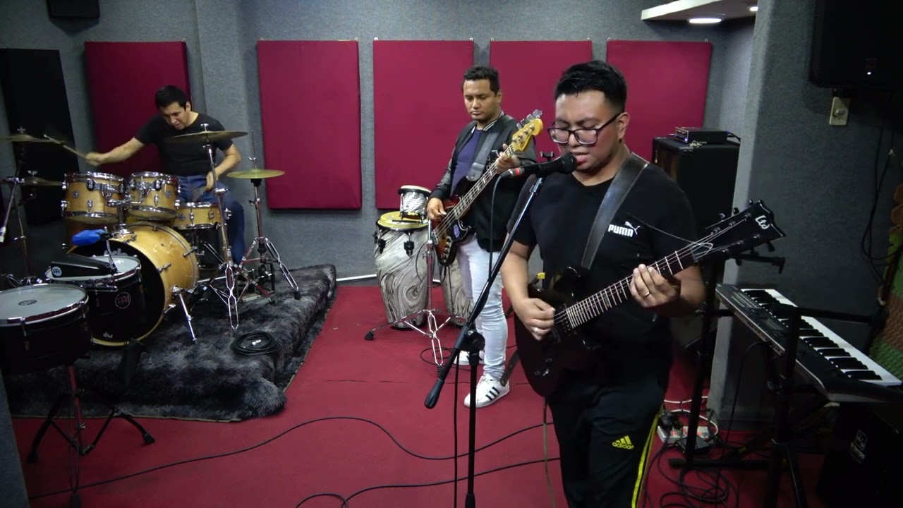 COVER NAZARENO - STRIKE 3 . PRIMERA PRUEBA