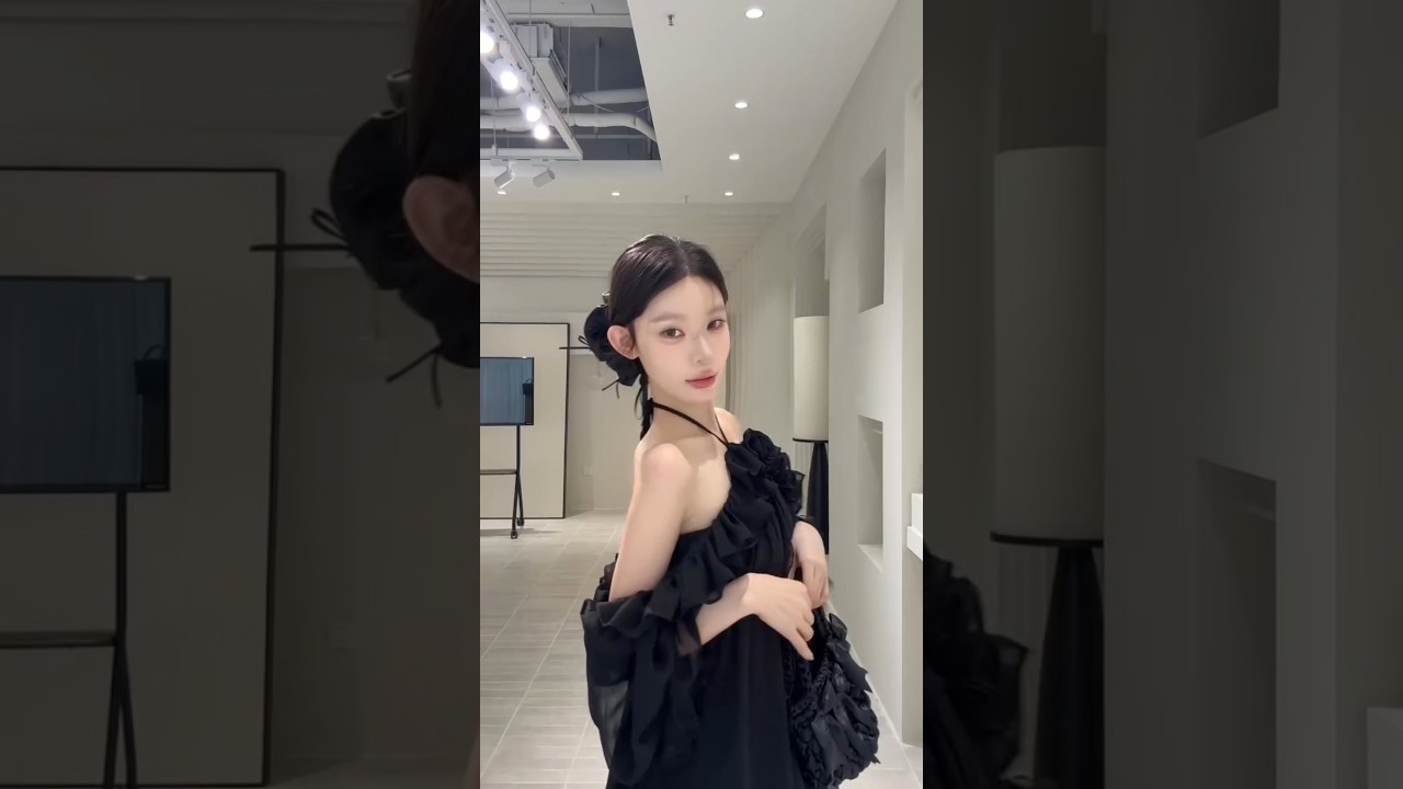 🌆 Date Night in Seoul | Elegant Korean Dress Looks 💘 