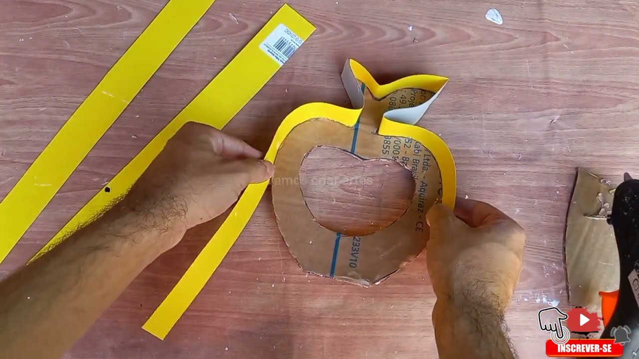 COMO FAZER ESCULTURA DE MAÇÃ DE GESSO E PAPELÃO|  HOW TO MAKE PLASTER AND CARDBOARD APPLE SCULPTURE