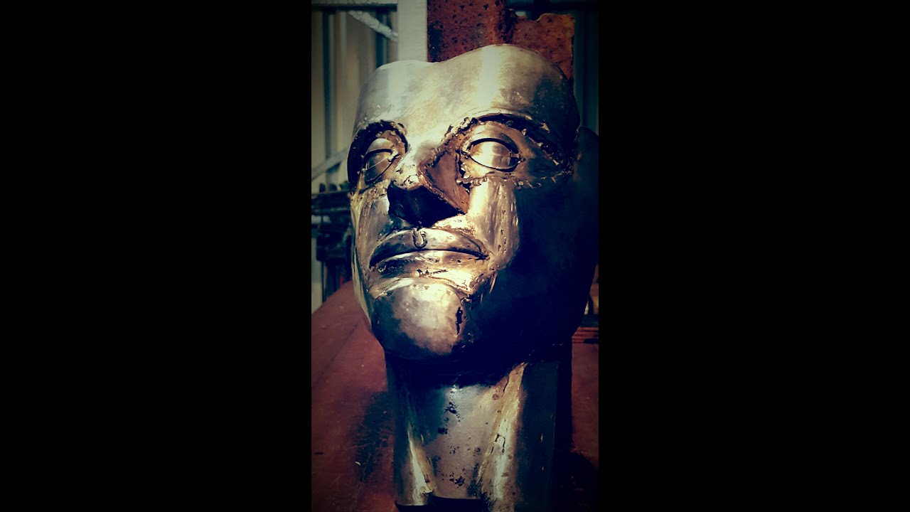 Metal Art - Sculpture steel face