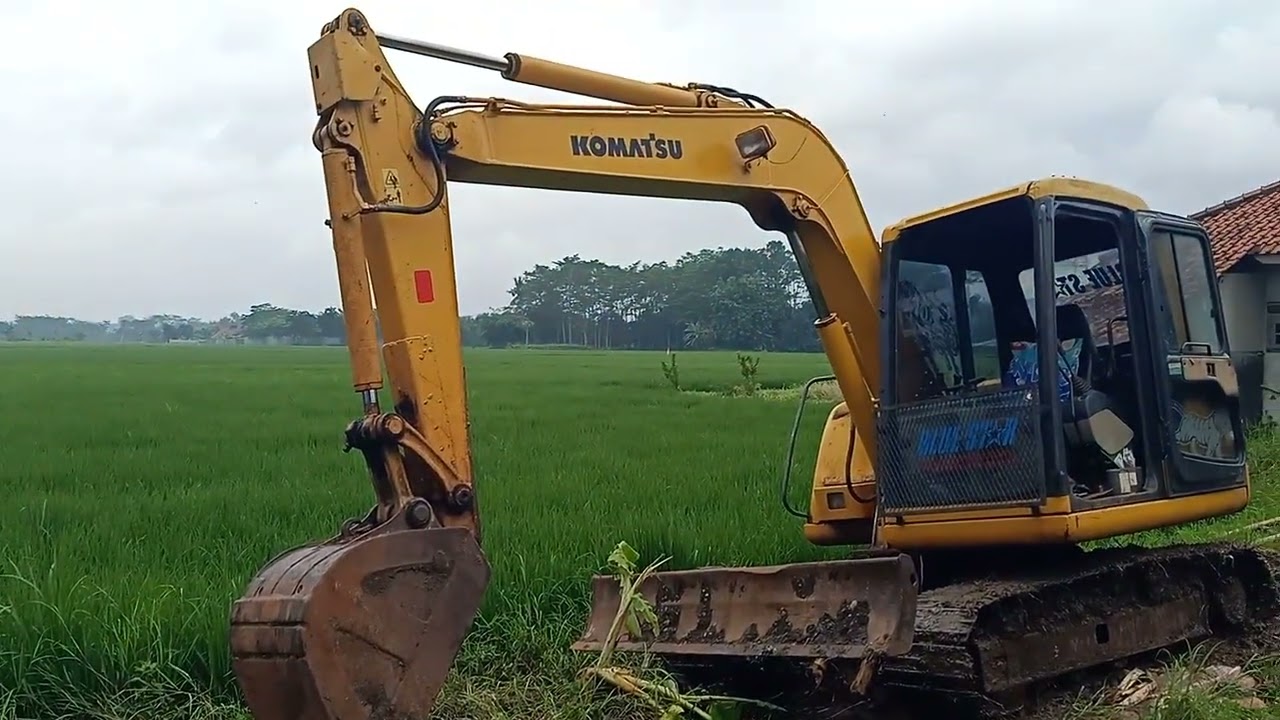 Evakuasi truk tronton jeblos sudah kena